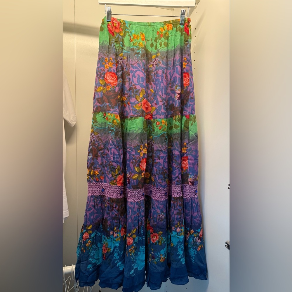 Dressbarn Green and Purple Tiered Maxi Skirt Resort Wear